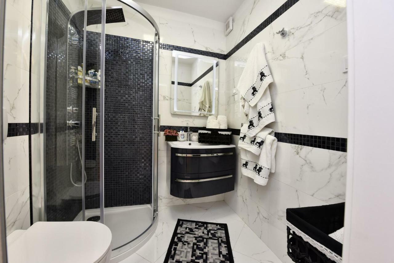 Apartment Markovski 포레치 외부 사진