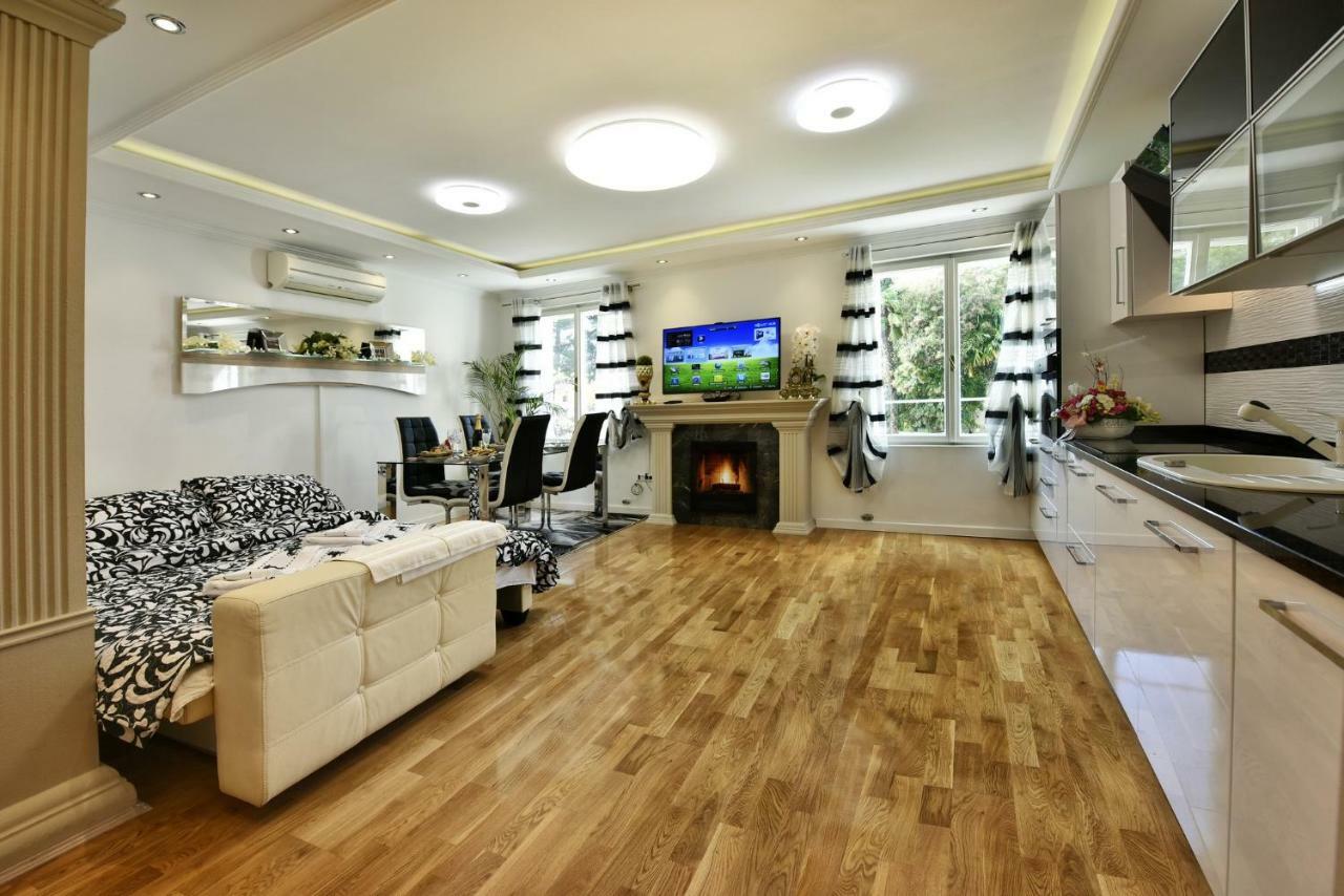 Apartment Markovski 포레치 외부 사진